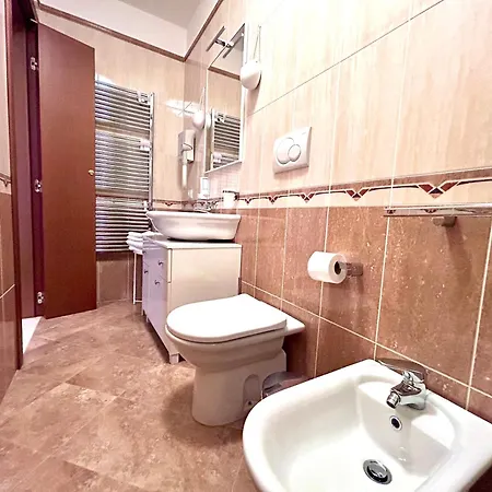 Flat Romantic Domus Remedio *