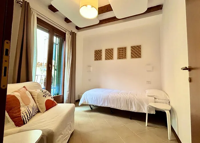 Flat Romantic Domus Remedio Venice