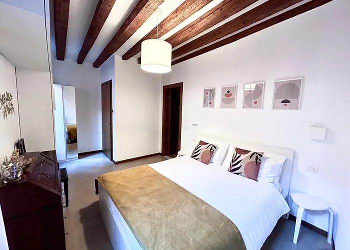 Flat Romantic Domus Remedio Apartment Venice