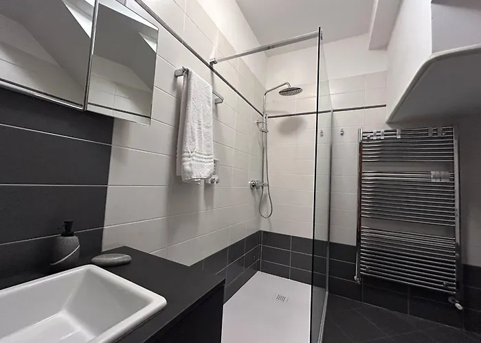 Flat Romantic Domus Remedio
